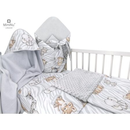 Set bebeluși 6+1 piese, păturică de înfășat, prosop, păturică, cearceaf, față de pernă, husă pilotă și jucărie textilă, MimiNu, Safari Natural