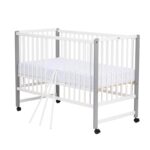 Pat din lemn  și MDF 120x60 cm, înălțime saltea reglabilă pe 3 nivele, Laterală cu 3 bețe detașabile, Qmini, Maya