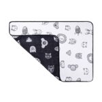 Păturică pufoasă pentru bebeluși și copii, 75 x 100 cm, Din bambus, Qmini, Mini Zoo, Black and white