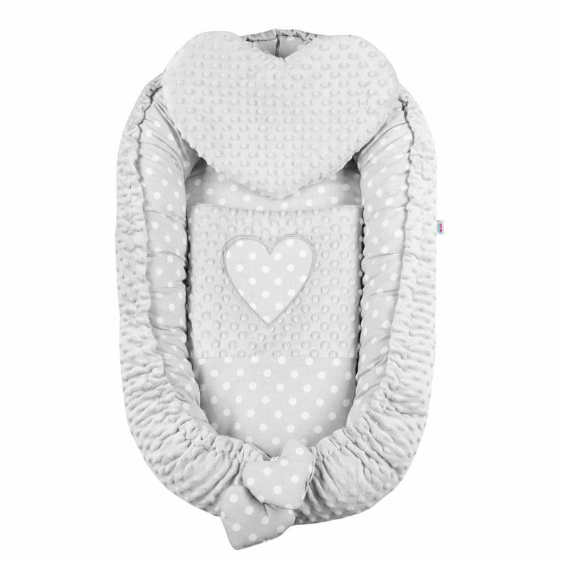 Set baby nest 3 piese, cu păturică și pernă, New Baby, Luxury, Minky Heart Grey