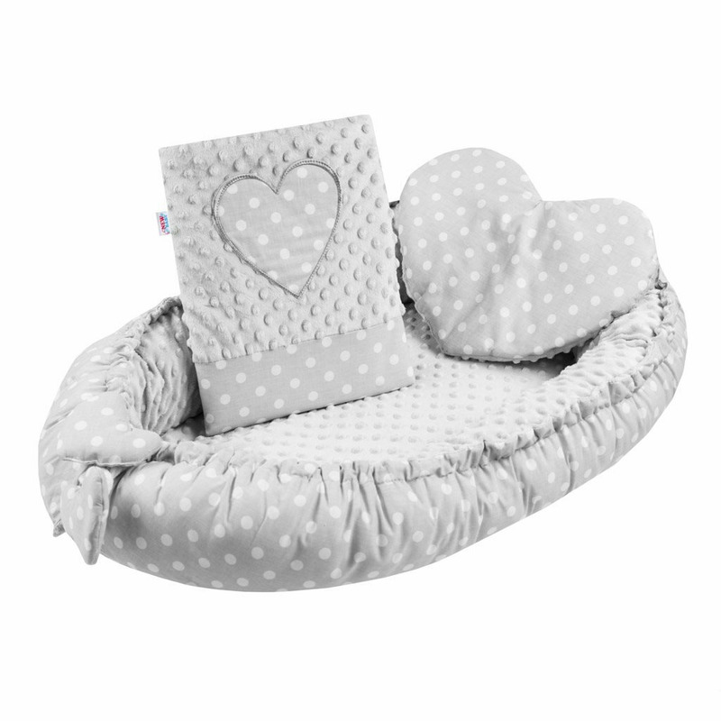 Set baby nest 3 piese, cu păturică și pernă, New Baby, Luxury, Minky Heart Grey - Image 3